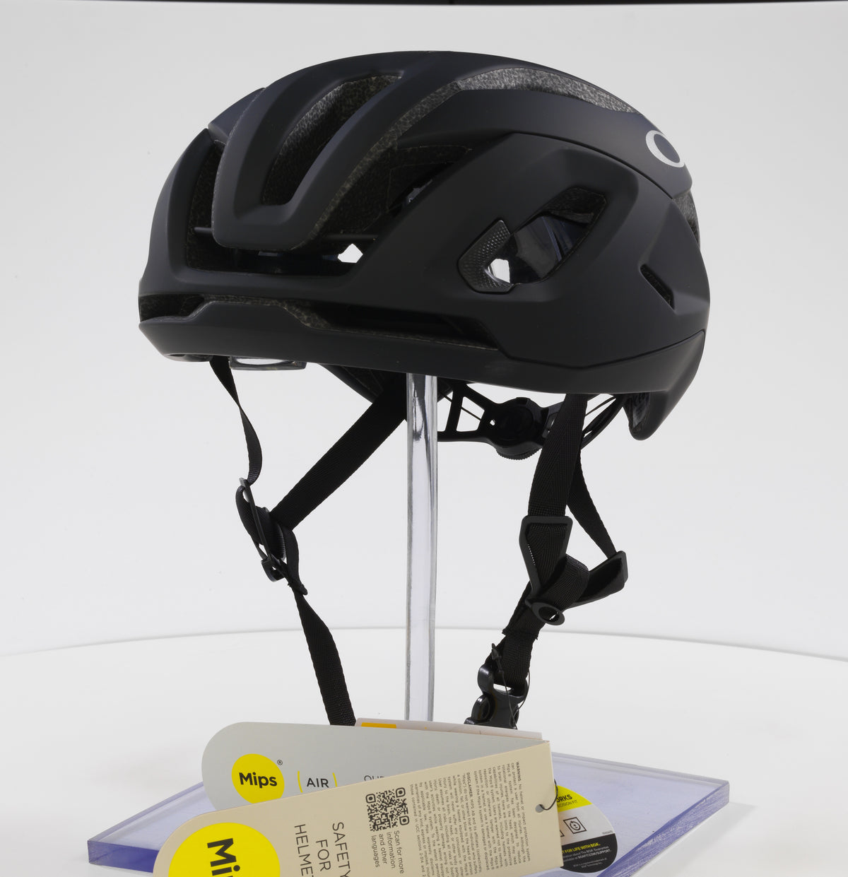 Oakley Aro5 Race dviratininko šalmas