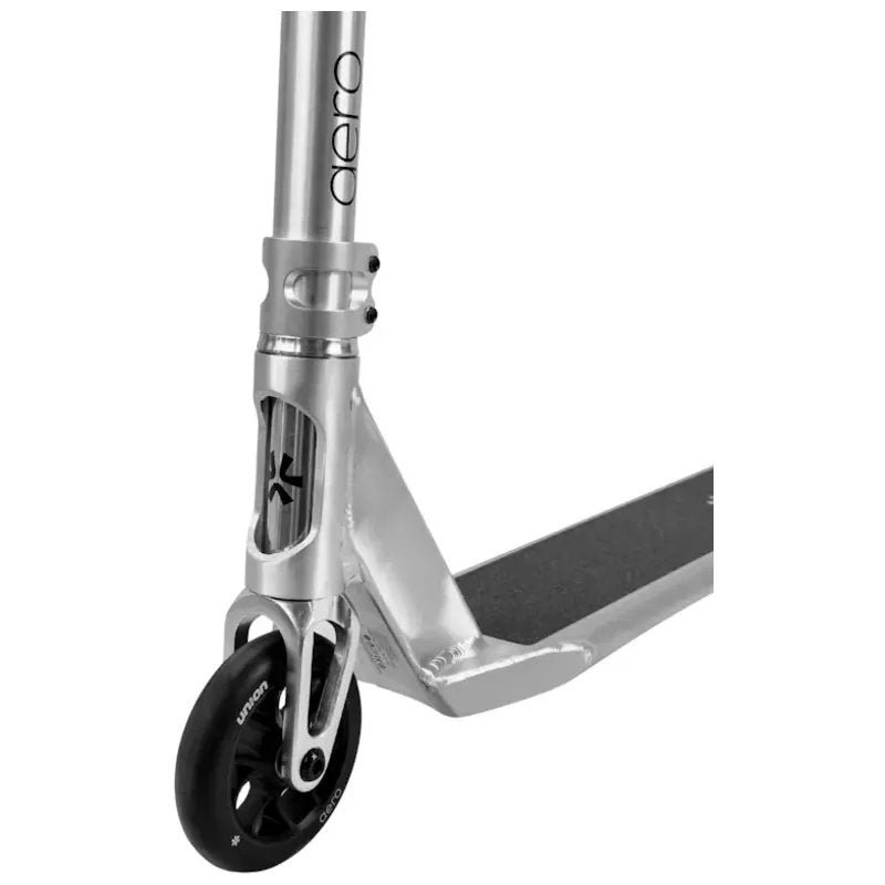 Paspirtukas triukams Union Aero XS